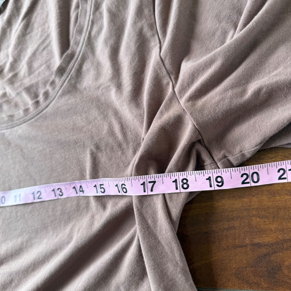 Athleta Outbound Scoop Tee Mauve Brown Short Sleeve Top XL Womens Activewear - Picture 8 of 9